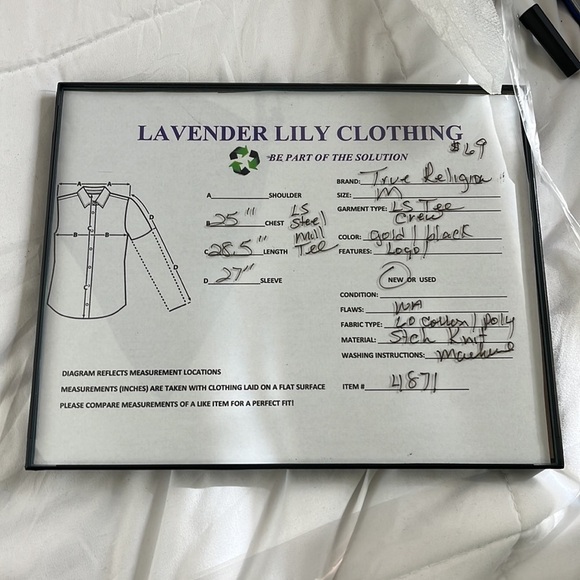 True Religion Tee Shirt Men's M Gold Black Logo Long Sleeve Stretch Knit NWT - Picture 12 of 13